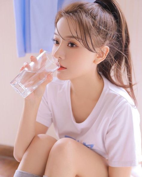 年轻的老师免费观看